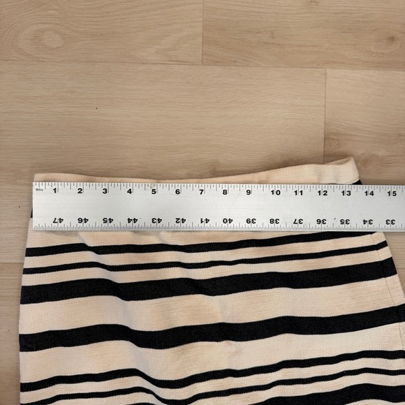 J. Crew Double Stripe Pencil‎ Skirt Career Business Casual Black Cream 2 Preppy - Picture 9 of 14